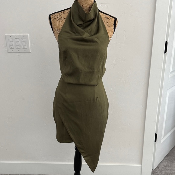 Elliatt Dresses & Skirts - Elliatt Camo Satin Draped Asymmetric Women's Halter Dress Sz S